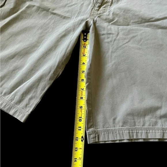 Vintage Adidas Y2K Khaki Shorts Men Size XL - Picture 3 of 6